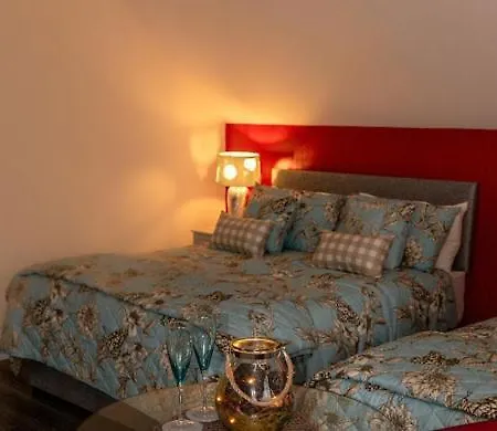 The Gardens לינה וארוחת בוקר ביר